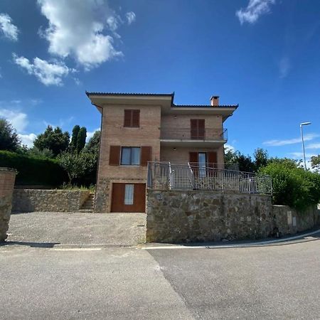 Casa Vacanze La Pineta Montalcino Kültér fotó