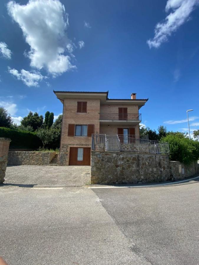 Casa Vacanze La Pineta Montalcino Kültér fotó