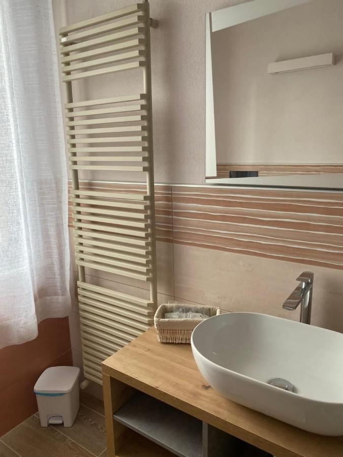 Casa Vacanze La Pineta Montalcino Kültér fotó
